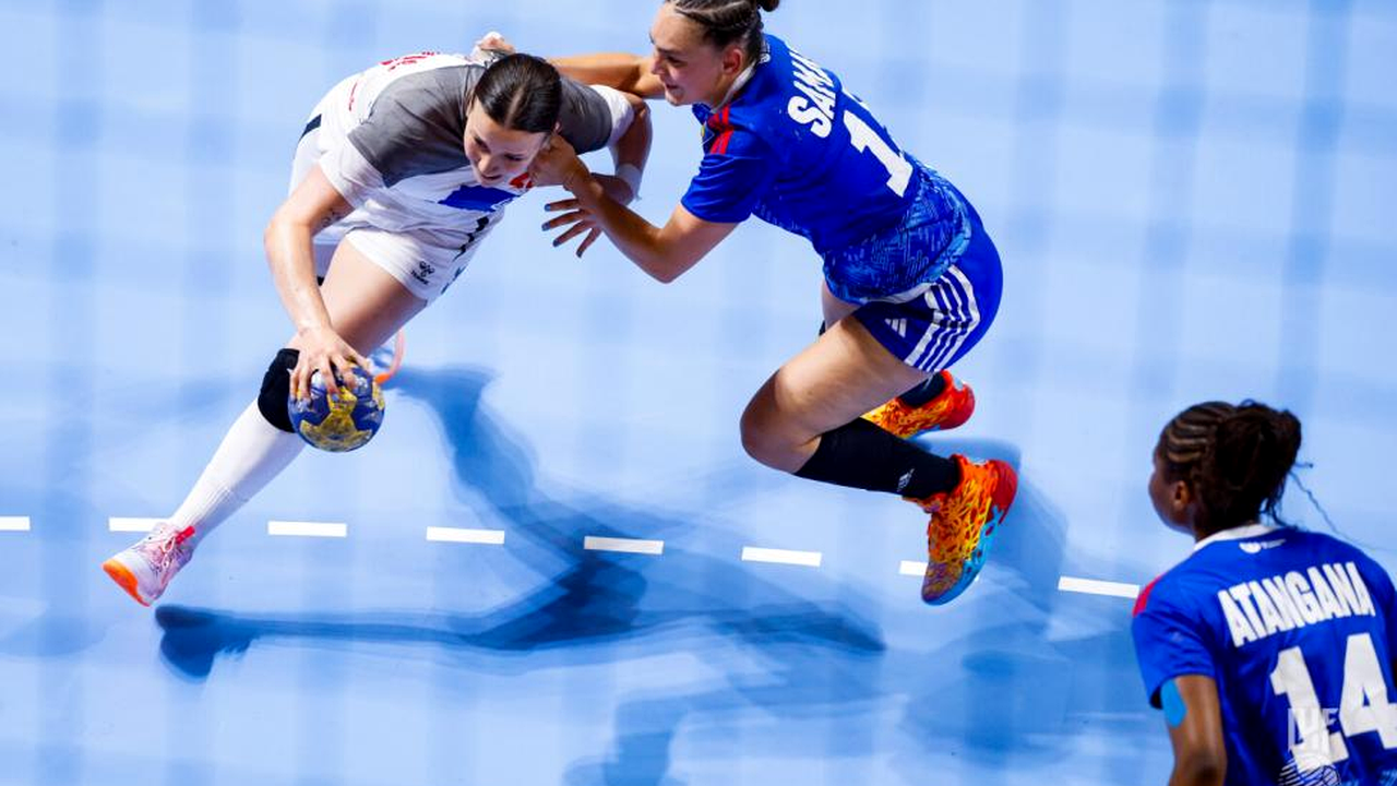 Juniorke Srbije iz poraza od Francuske ulaze u cetvrtfinale sa Danskom